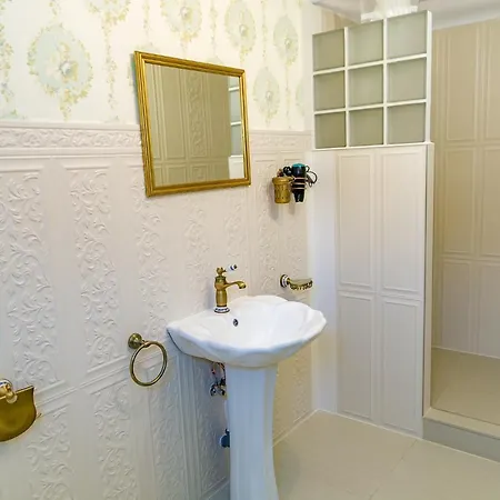 Magnolia Guest house